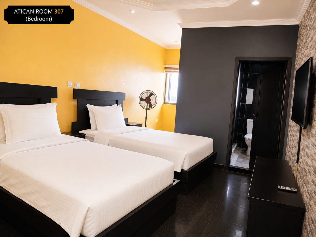 Room 71ca19bb-71c2-4875-baa7-b256e4338f15 main image